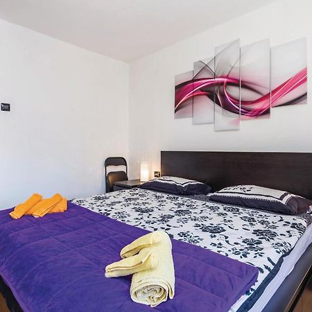 Stunning apartment in Rijeka with 1 Bedrooms&WiFi Buitenkant foto