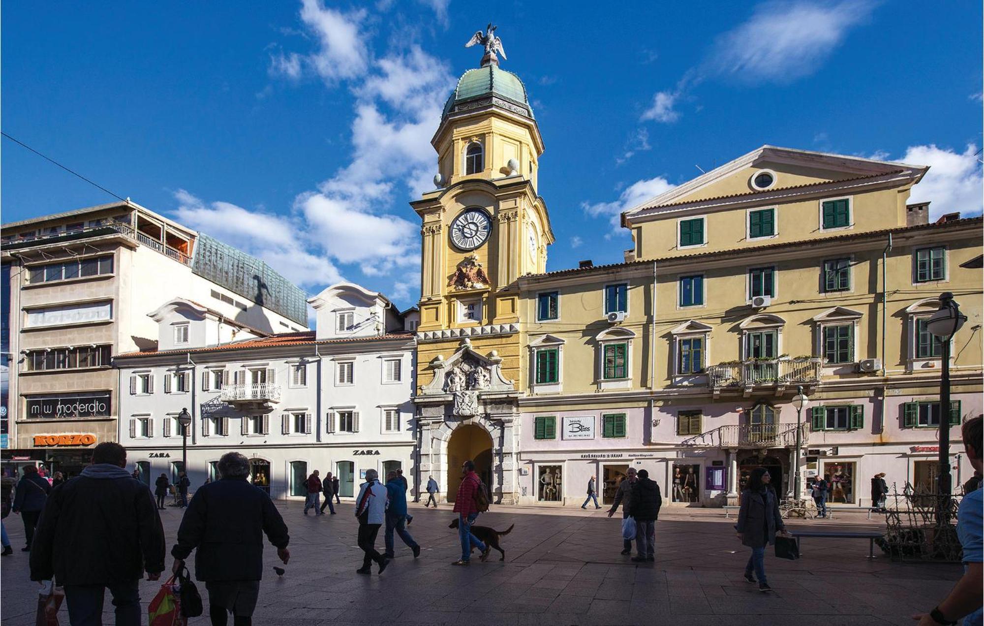Stunning apartment in Rijeka with 1 Bedrooms&WiFi Buitenkant foto